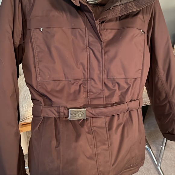North Face winter coat - Picture 6 of 8
